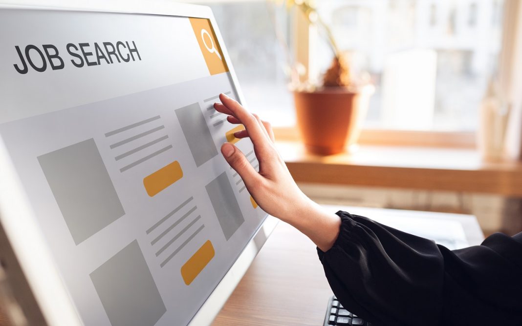 Vissza a pályára: online állásbörze segíthet munkát találni