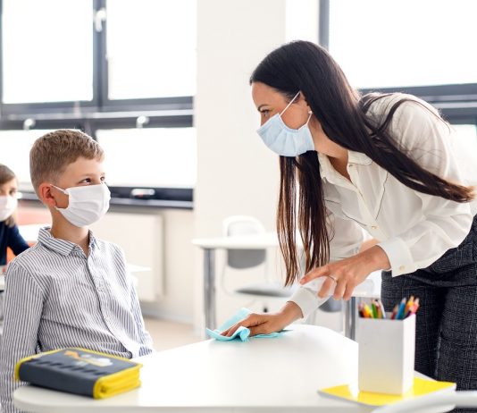 Megoldják a beteg tanárok helyettesítését