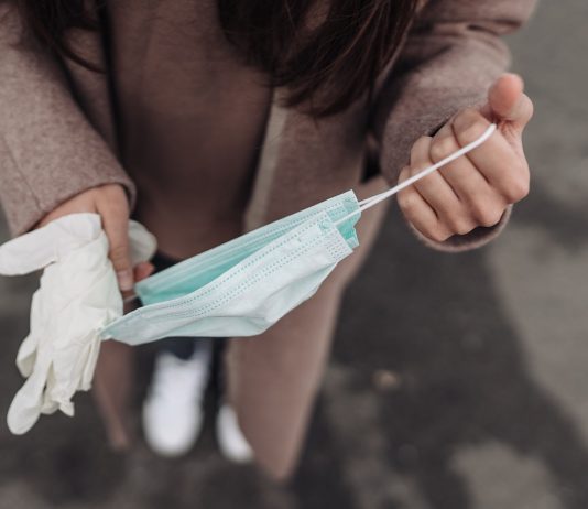 Újra szükségállapot van Csehországban. A Balkánon is szigorítanak