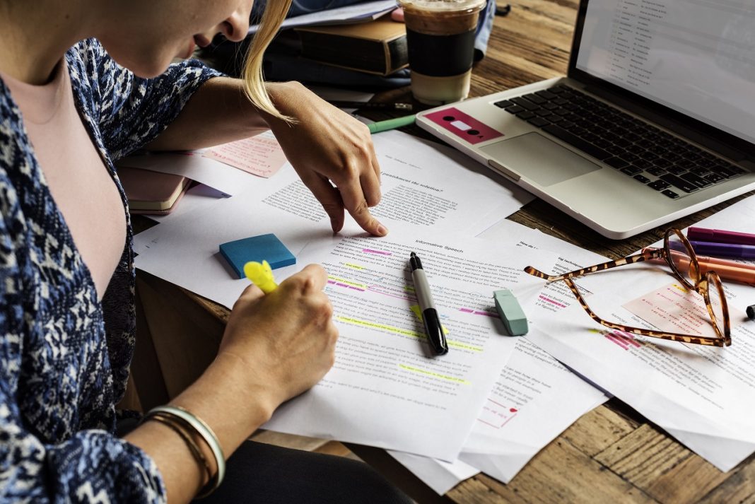 Megéri tanulni: magas ösztöndíjak a felnőttképzésben