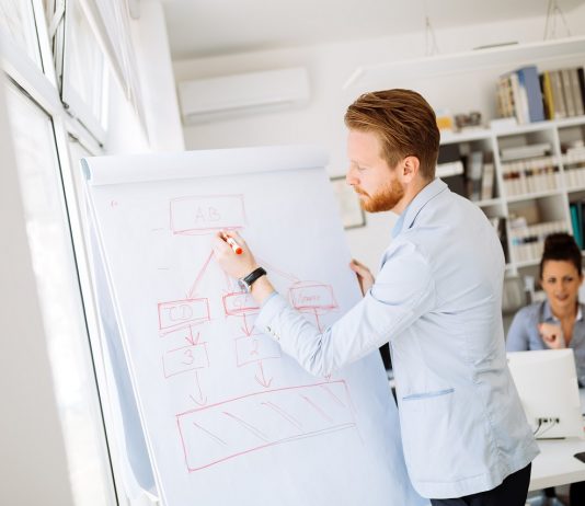 Új szabályok a felnőttképzésben – minden képzést be kell jelenteni