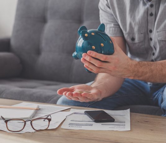 Hónapokig várhatnak a járadékra a munkanélküliek