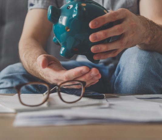 Az ország északi részében több, nyugaton kevesebb a munkanélküli