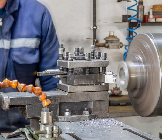 Sok az állástalan, mégis munkaerőhiány van