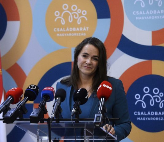 Otthonfelújítási program indul jövőre