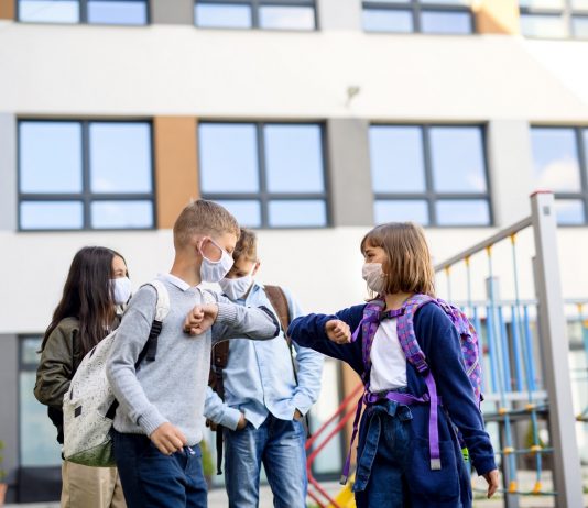 Románia feloldja a karanténkötelezettséget a Magyarországról érkezők számára