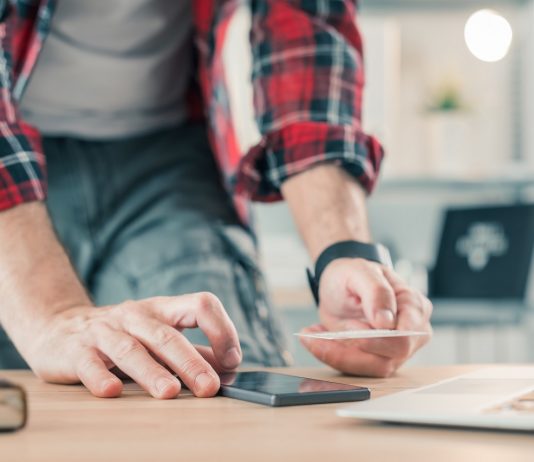 Június végéig lehet kedvezőbb adózású a SZÉP-kártyára utalt összeg