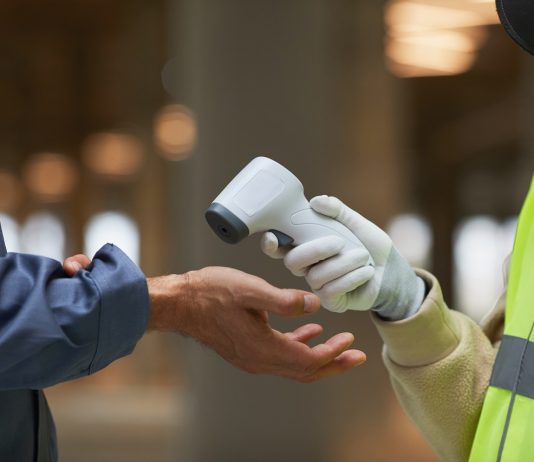 Szlovákiába csak friss negatív koronavírusteszttel lehet belépni