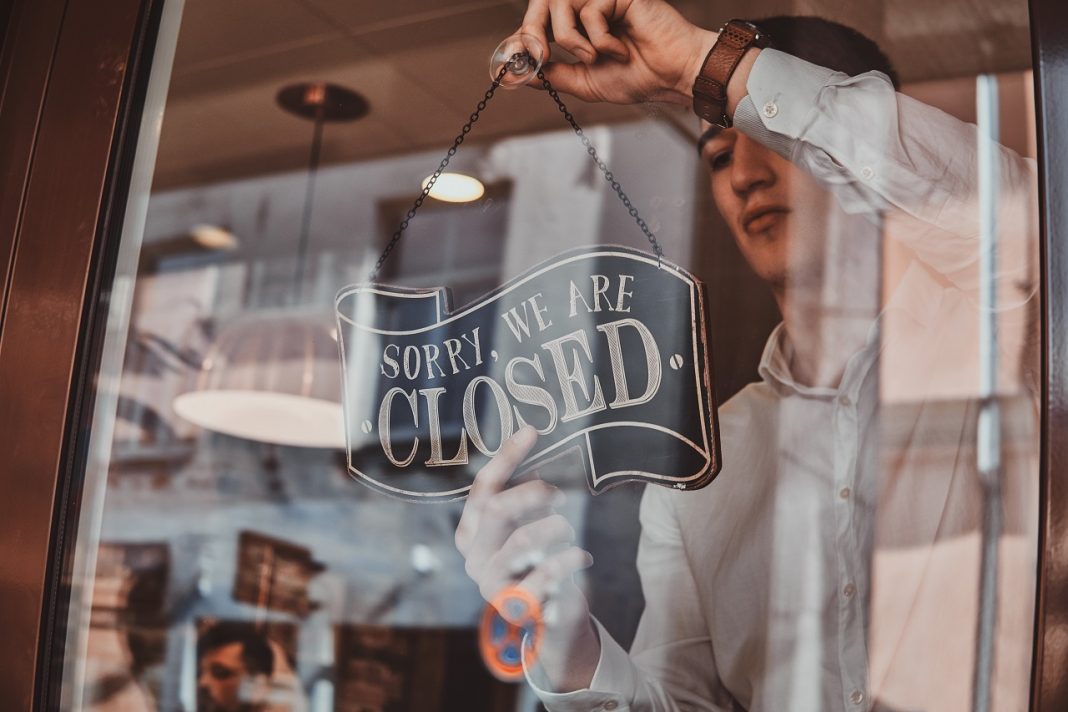 Mától 19 óráig lehet bevásárolni Ausztriában