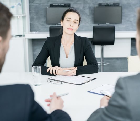 Hogyan kérhetünk magasabb fizetést? – alku a bérről