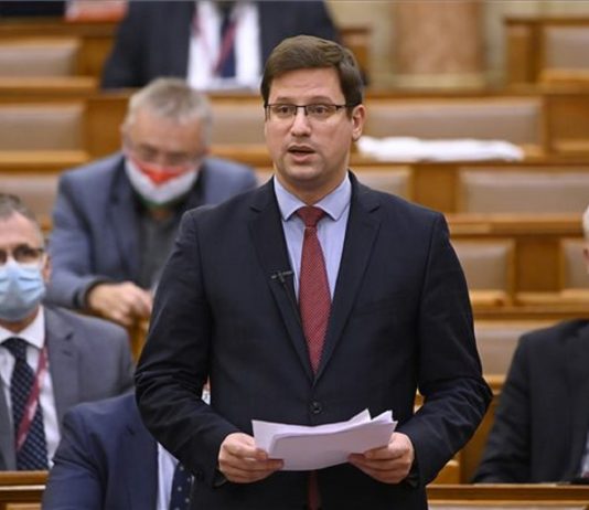 Pénteken kezdődik az országos rendszeres tesztelés