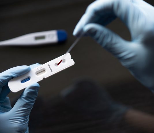 Korona-gyanús tüneteket észlelünk magunkon? Itt kapunk Ausztriában gyorstesztet!