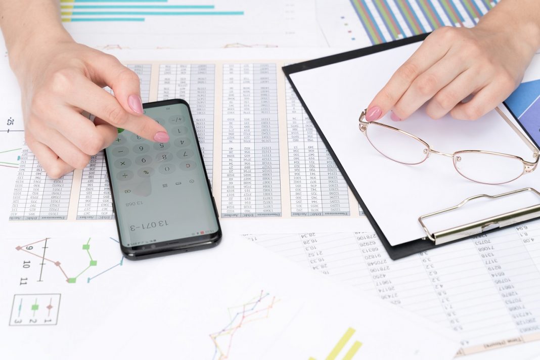 Nincs meglepetés: nem várható jelentős béremelés jövőre. Mindenki óvatos a pandémia miatt