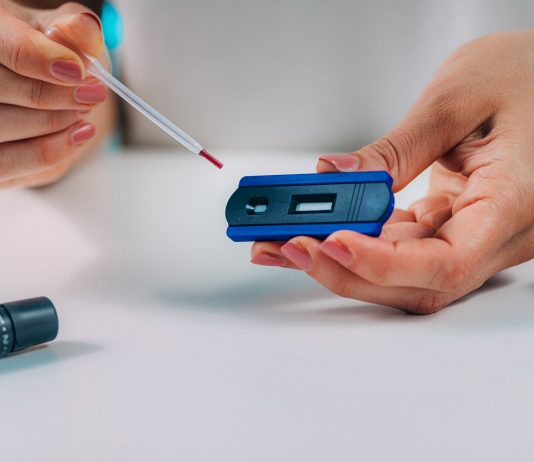 Budapesten tesztelik az iskolai dolgozókat – holland eszközt vásároltak