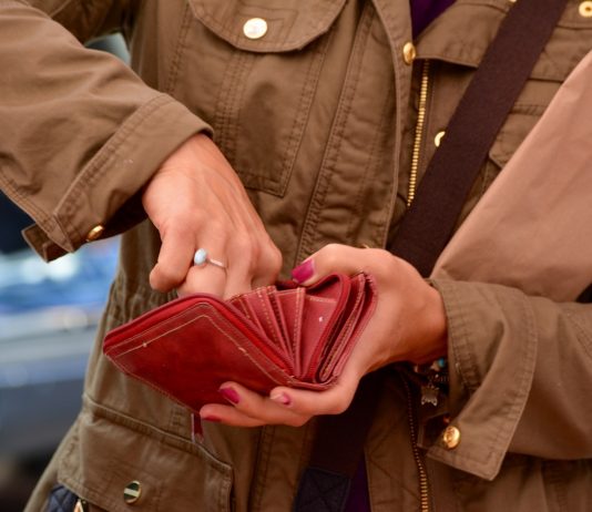 136 ezer forintból azért simán kijövünk?