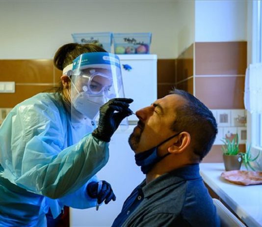 Sokan kimaradtak a tesztelésből a szociális munkások között