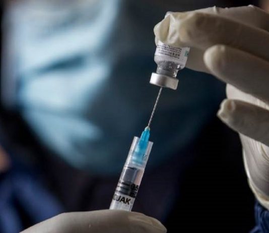 Mától oltanak az Egyesült Királyságban