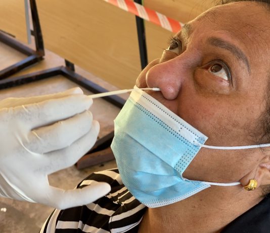 Negatív teszttel rövidíthető keddtől az angliai karantén