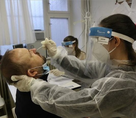 Beleszámít a tanulmányi előmenetelbe az orvosegyetemi hallgatók részvétele a járvány elleni védekezésben