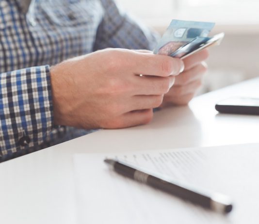 A diákoknak a fizetés, a kölcsönzött és a nyugdíjas dolgozóknak a stabilitás a legfontosabb a munkaerőpiacon