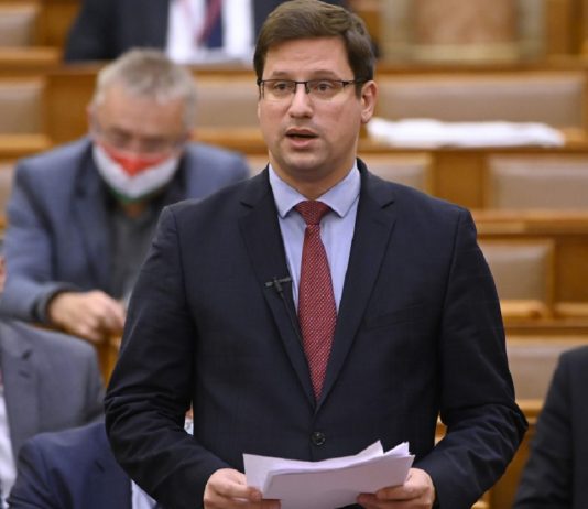 Szilveszterkor marad a korlátozás