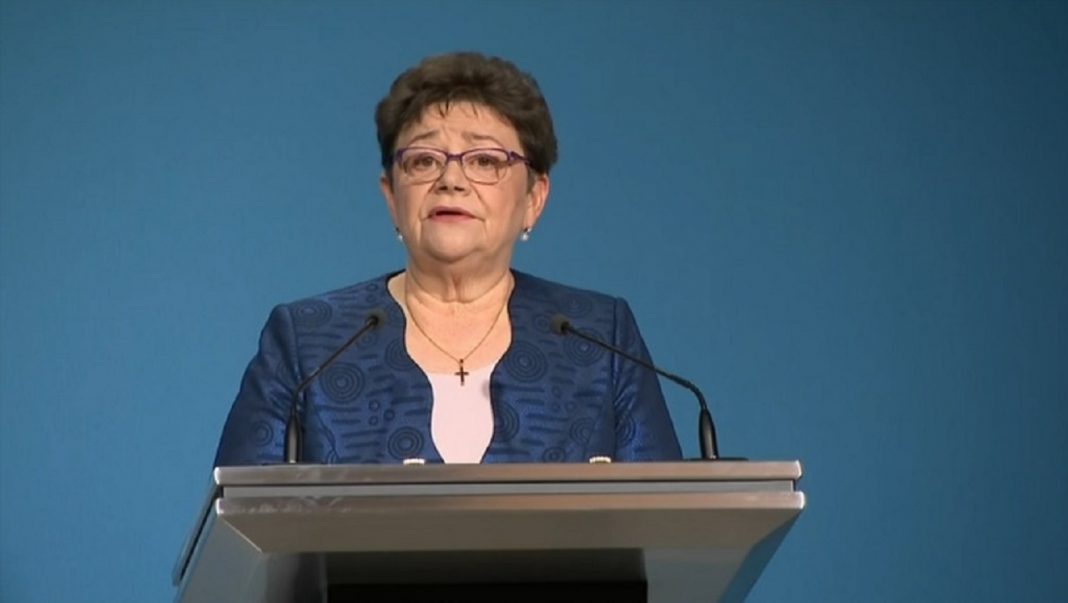 Országos tisztifőorvos: minden elérhető vakcina gyártójával tárgyalunk