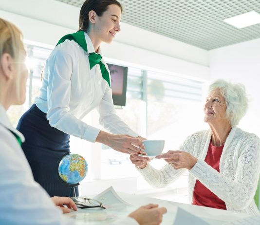 Kiterjesztették a bértámogatást az utazásszervezőkre is