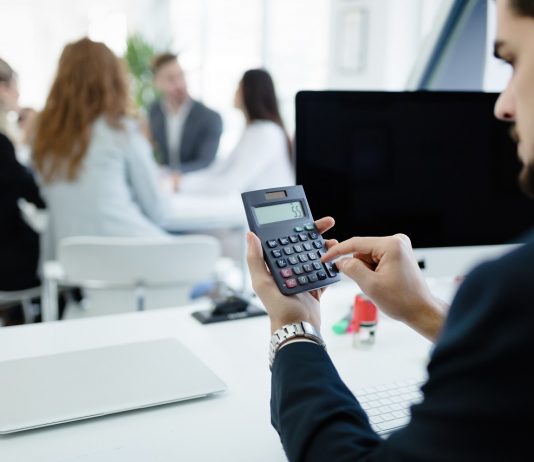 KSH: 8,6 százalékkal nőttek a keresetek tavaly novemberben