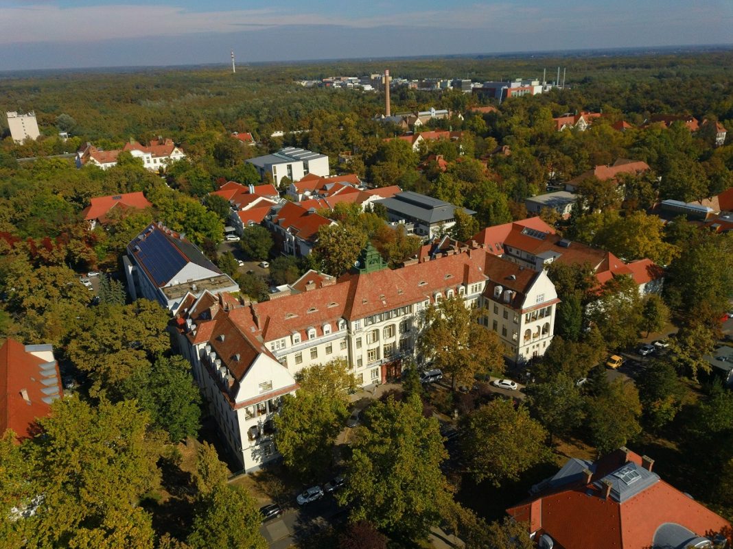 Debrecen: Nincs szabad orvosválasztás, amíg nem tisztázott a hálapénz ügye