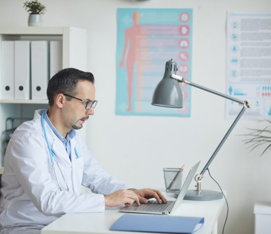 Új álláskeresőportál indult az egészségügyi dolgozóknak