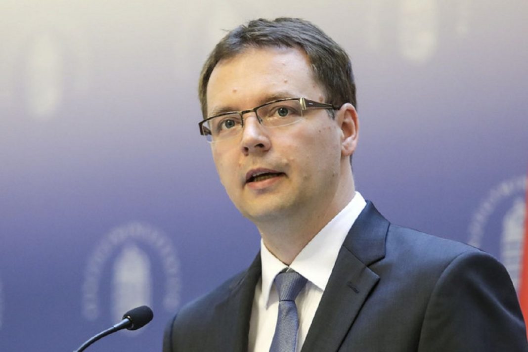 Az adócsökkentések a koronavírus-válságban is folytatódnak