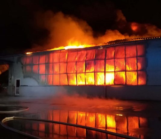 Senki nem veszíti el az állását a jászberényi tűz miatt