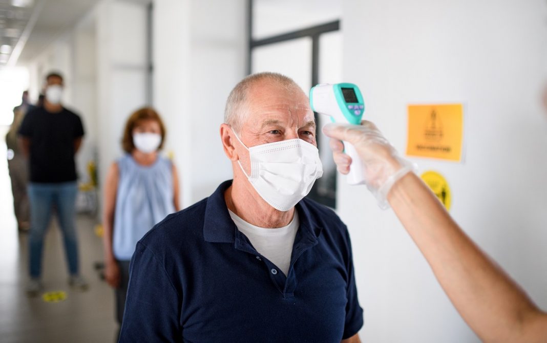 A külföldiek és a vendégmunkások is megkaphatják az oltást Németországban