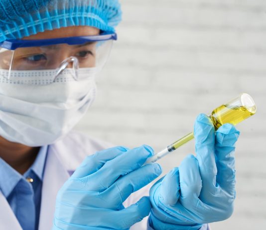 A Biontech/Pfizer után az AstraZeneca is gyártási-szállítási nehézségekkel küzd