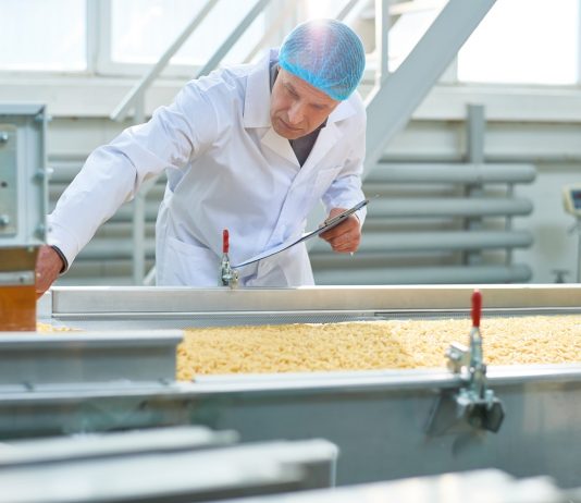 Munkavállalók képzésére is lehet pályázni az ötmilliárd forintos élelmiszeripari tenderen