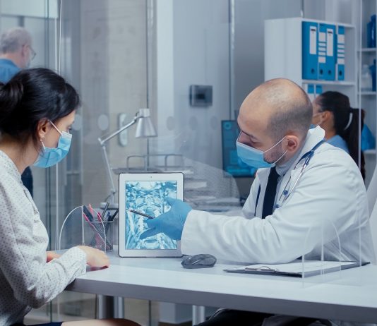 A háziorvosok bére attól függ, belépnek-e a praxisközösségbe