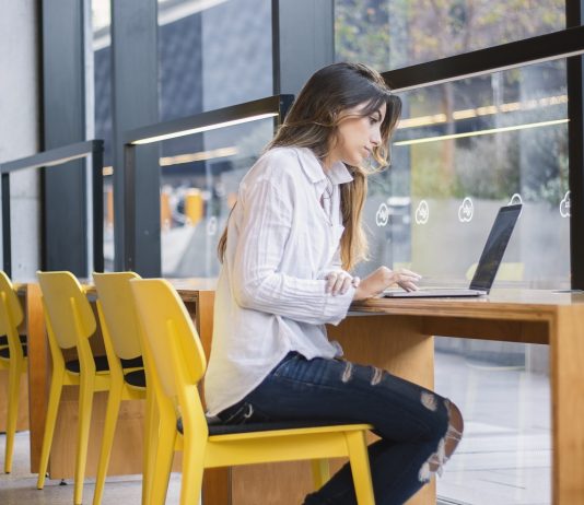 Az “agyelszívás” ellen lépnek fel külföldön tanuló magyar egyetemisták agyelszívás