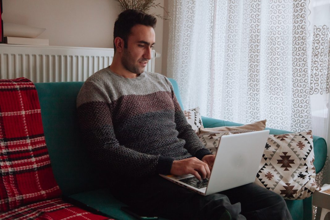 A német munkavállalók közel fele részben home office-ban dolgozik home office