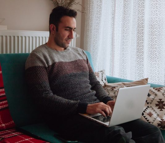 A német munkavállalók közel fele részben home office-ban dolgozik home office