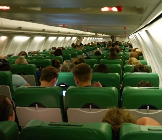 Mától csak negatív teszttel lehet Németországba utazni repülővel repülő