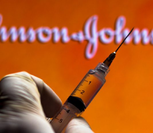 Euronews: április 19-től kerül az EU-ba a Johnson & Johnson oltóanyaga Johnson oltás