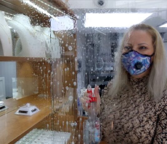 Hatályba lépett a védelmi intézkedések lépcsőzetes feloldásának első fokozata újranyitás