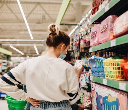 A fogyasztóvédelem folyamatosan ellenőrzi az újranyitott üzleteket a szabályok betartása miatt Processed with VSCO with a6 preset