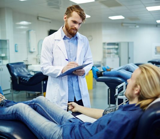 Május végéig jelentkezhetnek már csak a koronavírus-fertőzésből gyógyultak plazmadonornak