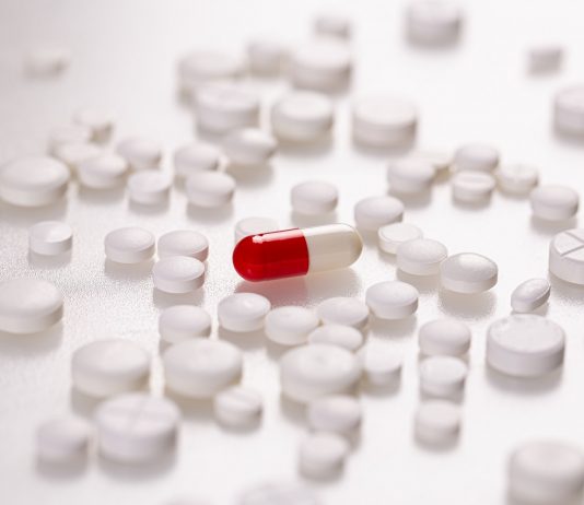 Együttműködési megállapodást írt alá a Semmelweis Egyetem és a Pfizer a hazai klinikai kutatási programok bővítésére
