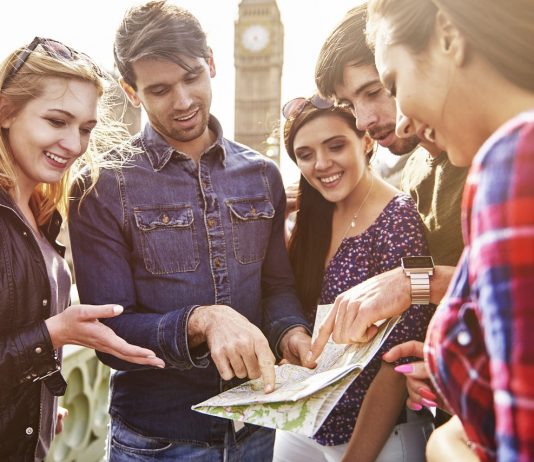 Csaknem 5 és félmillió uniós állampolgár kért brit letelepedési engedélyt