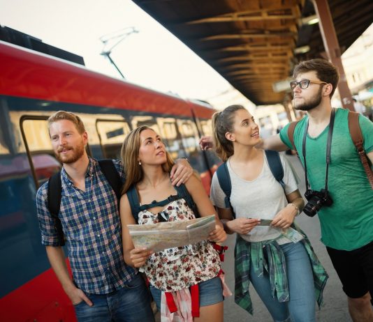 Szezonnyitás izraeli turistákkal