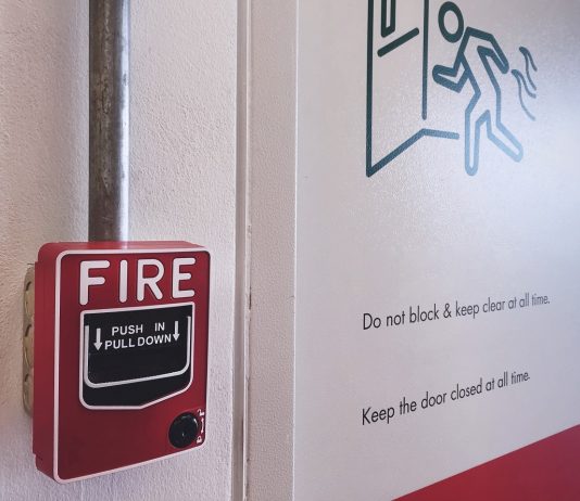 Meleg helyzetek: ha ég a ház, akkor futás! De merre? tuzvedelem