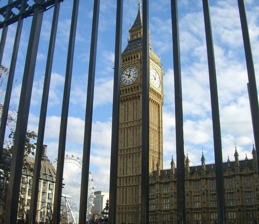 Június végéig kérhető a letelepedési státusz az Egyesült Királyságban Egyesült Királyság