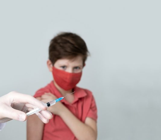 Pozitívan fogadta a szakma a gyermekek oltásának lehetőségét Ausztriában